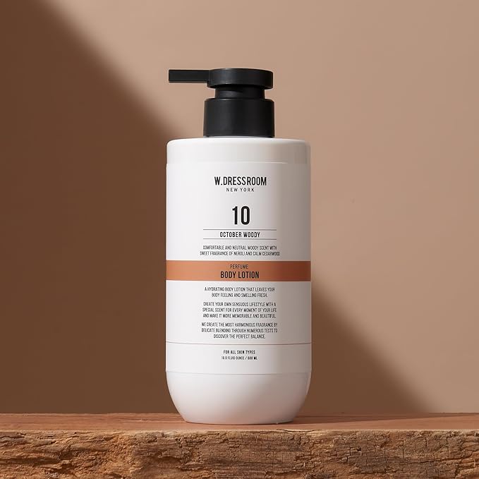 W.Dressroom Moisturizing Body Lotion No.10 October Woody